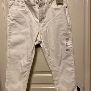 Levi’s capris